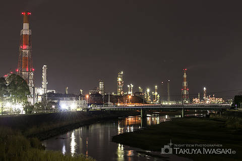 老松橋の工場夜景夜景スポット写真（1）class=