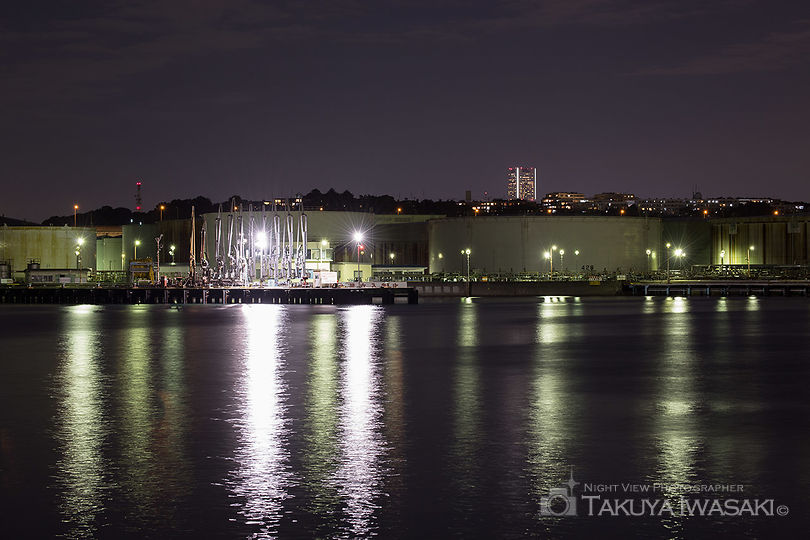 新磯子町 東京ガス 根岸LNG基地前の工場夜景夜景スポット写真（5）