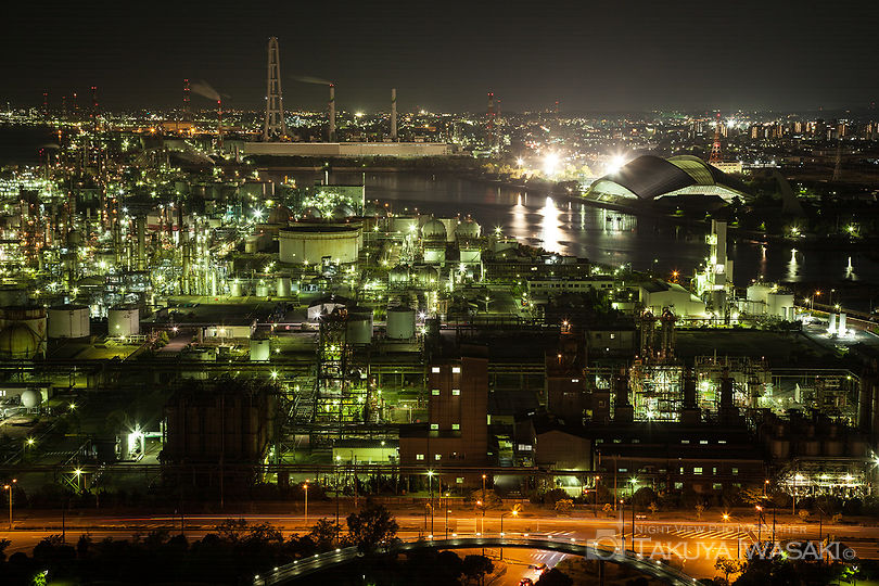 四日市港ポートビルの工場夜景夜景スポット写真（2）