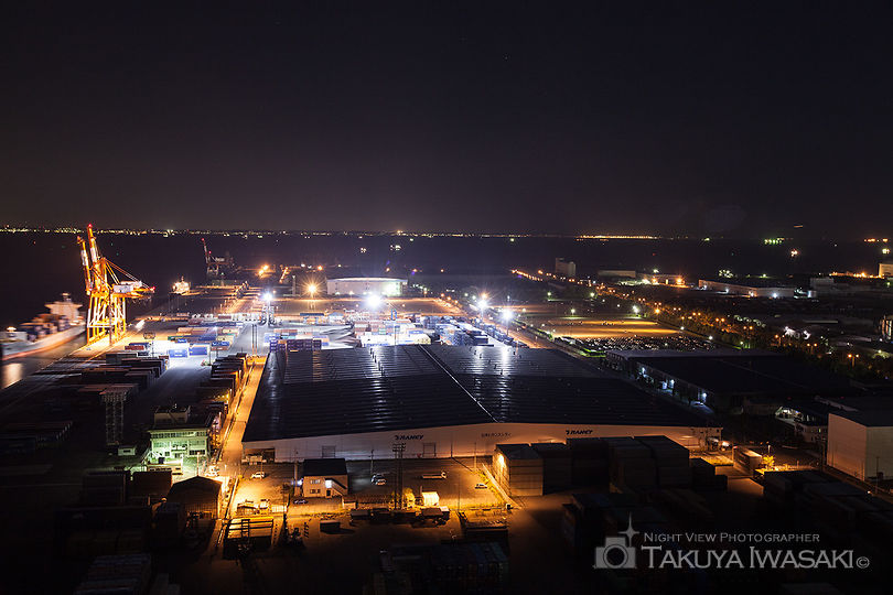 四日市港ポートビルの工場夜景夜景スポット写真（4）