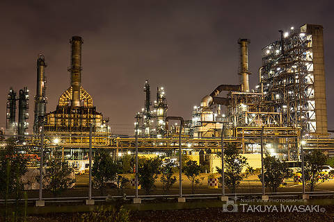 末広町駅貨物ヤード前の工場夜景スポット写真（2）