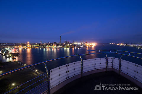 港公園展望塔の工場夜景夜景スポット写真（6）class=