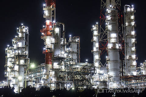 鹿島石油 東門前付近の工場夜景夜景スポット写真（1）class=