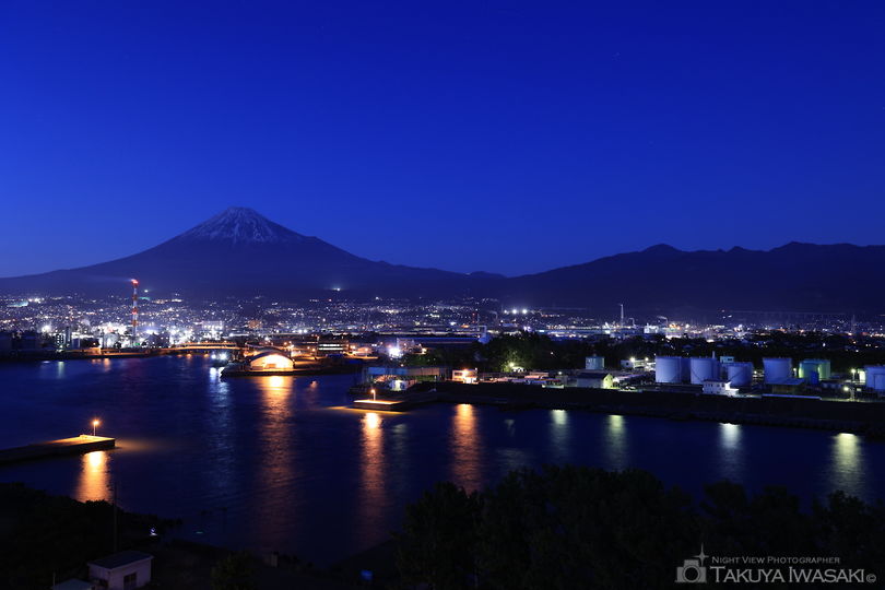 ふじのくに田子の浦みなと公園の工場夜景夜景スポット写真（2）