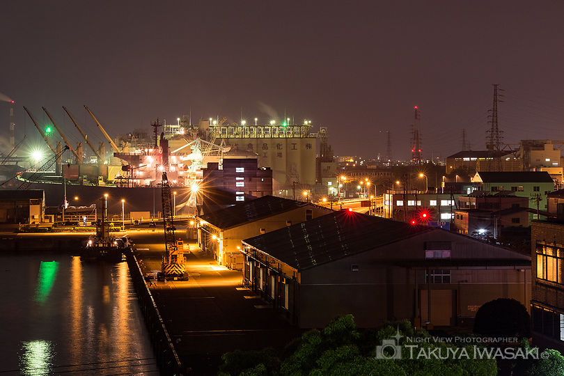 鈴川港公園の工場夜景夜景スポット写真（1）
