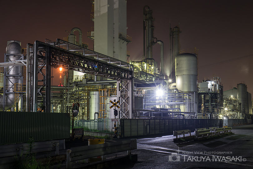 千鳥橋手前の工場夜景夜景スポット写真（3）