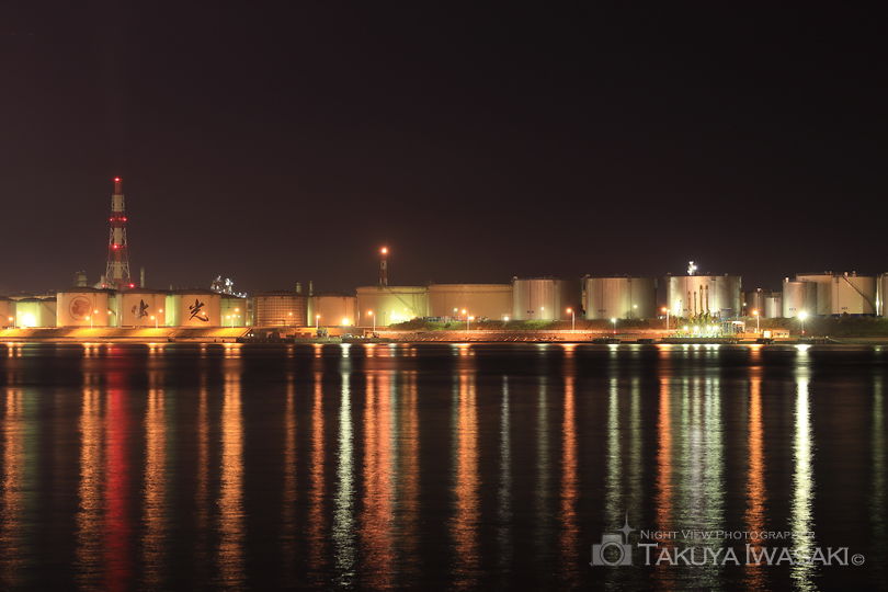 入船公園の工場夜景夜景スポット写真（1）