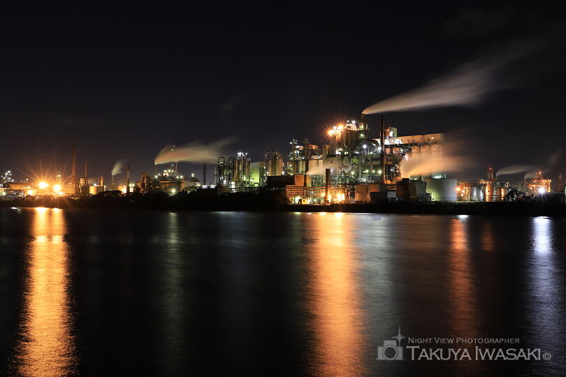 西港町の工場夜景夜景スポット写真（1）