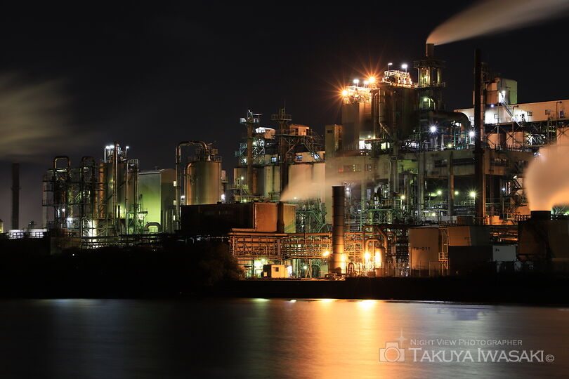 西港町の工場夜景夜景スポット写真（2）
