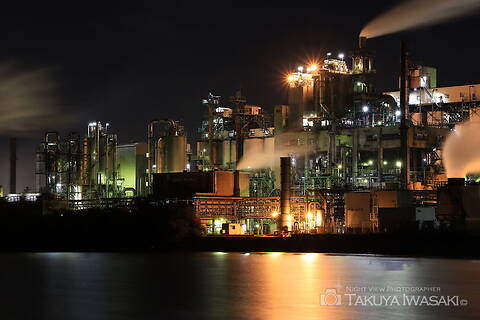 西港町の工場夜景夜景スポット写真（2）class=