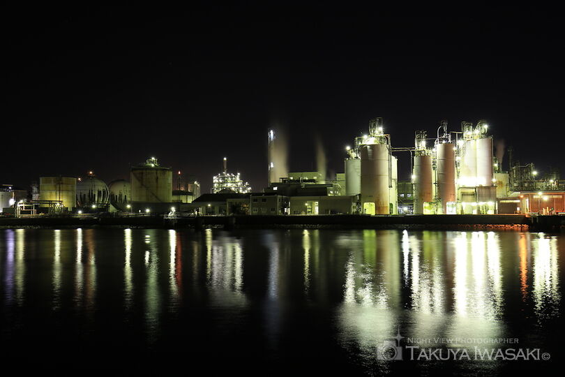 徳山海上保安部前の工場夜景夜景スポット写真（4）