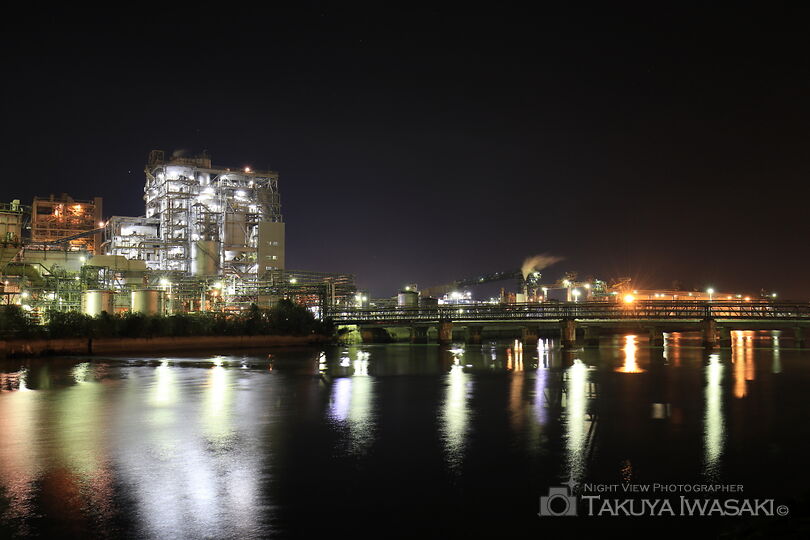 三笹町の工場夜景夜景スポット写真（2）
