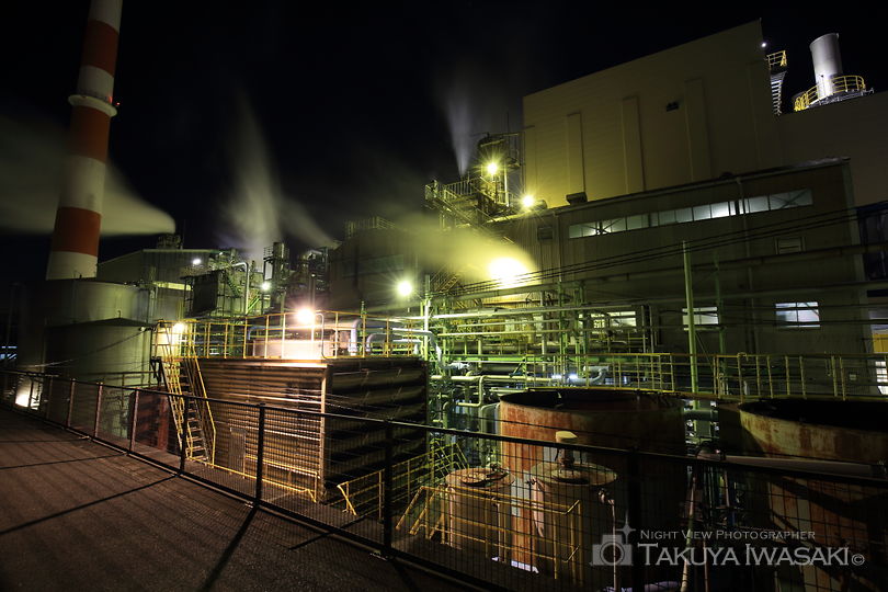 レンゴー（株）尼崎工場前の工場夜景夜景スポット写真（4）