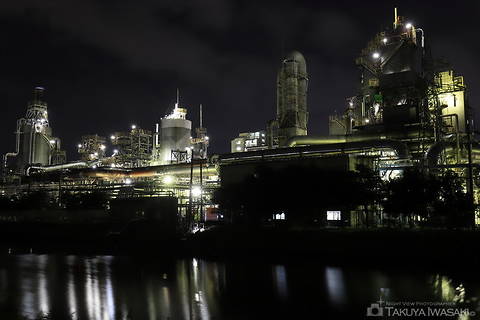 大山ポンプ場（フレスポ赤道）の工場夜景夜景スポット写真（1）class=